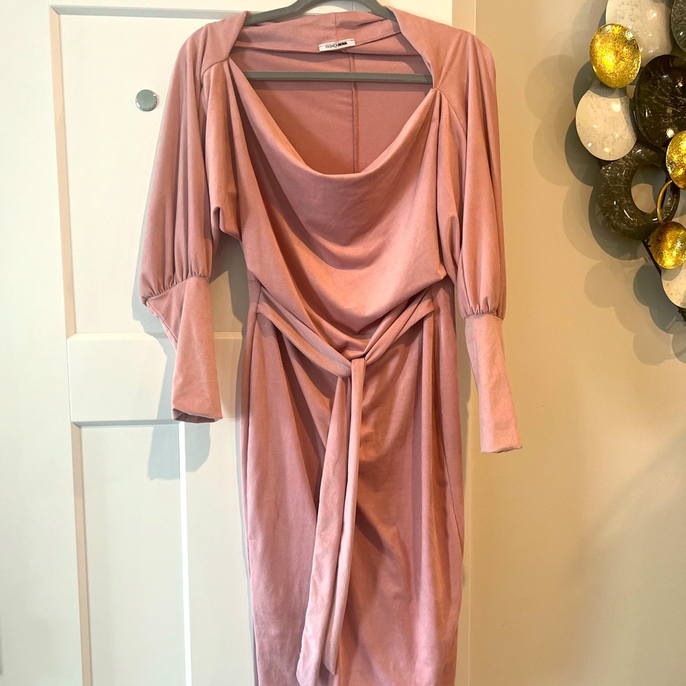 Pink dress